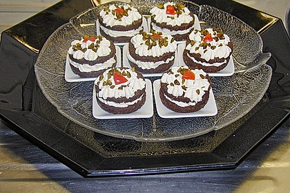 Pumpernickeltörtchen auf schwarzwälder Art 5