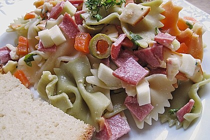 Nudelsalat, pikant 1
