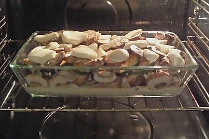 Champignon - Zucchini - Auflauf mit H&auml;hnchenbrust