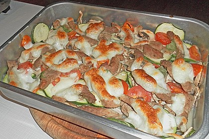 Champignon - Zucchini - Auflauf mit H&auml;hnchenbrust 2