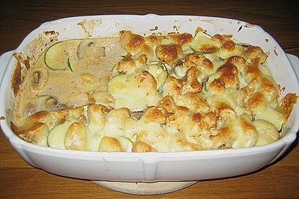 Champignon - Zucchini - Auflauf mit H&auml;hnchenbrust 3