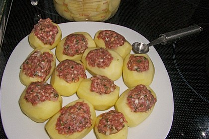 Gef&uuml;llte Kartoffeln mit Hack