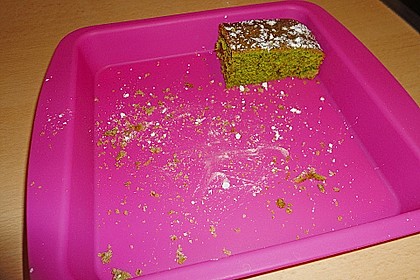 Gr&uuml;ner Tee Kuchen 1