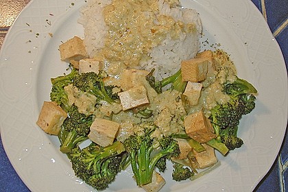 Brokkoli - Tofu - Pfanne mit Erdnussso&szlig;e 8