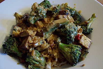 Brokkoli - Tofu - Pfanne mit Erdnussso&szlig;e 11