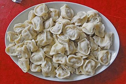 Pelmeni mit Butter und / oder Senf