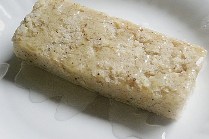 Haselnuss - Grieß - Dessert auf türkische Art 1