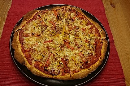 Marinas Pizzateig mit Backpulver 12