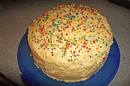Regenbogentorte 64