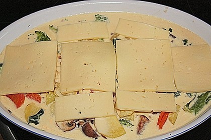 Saftiger Kartoffel - Gemüse - Auflauf 9
