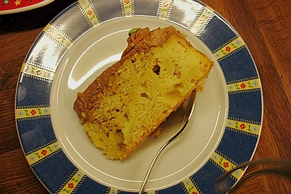 Cinnamon Roll Cheesecake 9