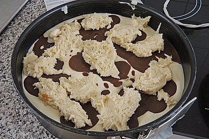 Cinnamon Roll Cheesecake 10