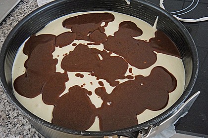 Cinnamon Roll Cheesecake 12