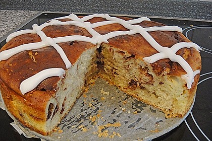 Cinnamon Roll Cheesecake 13