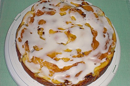 Cinnamon Roll Cheesecake 19