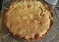 Saftiger, gedeckter Apfelkuchen