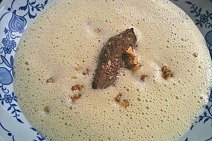 Kichererbsensuppe mit Lammfilet und karamellisierten Waln&uuml;ssen 1