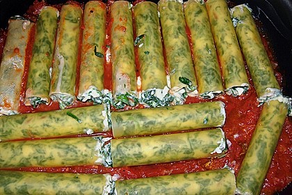 Cannelloni gef&uuml;llt mit Feta, Spinat und Pinienkernen 1