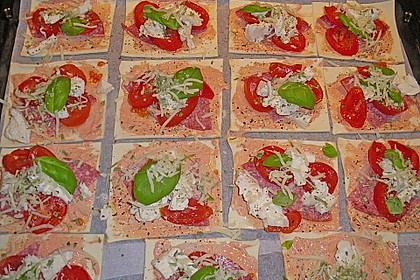 Kleine Bl&auml;tterteig - Pizzen 1