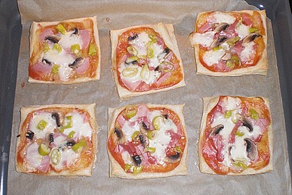 Kleine Bl&auml;tterteig - Pizzen 3