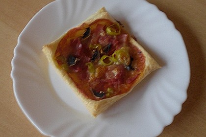 Kleine Bl&auml;tterteig - Pizzen 4