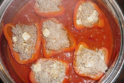 Gef&uuml;llte Paprikaschoten in Tomatenso&szlig;e 2