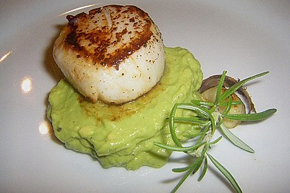 Jakobsmuschel auf Avocadocreme 4
