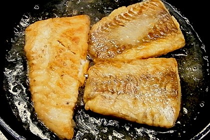 Kartoffel-Rosenkohl P&uuml;ree mit Backfisch 1