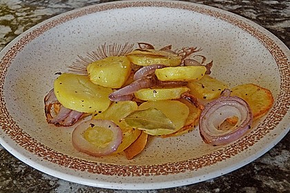 Gebratener Kartoffelsalat 1