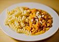 K&uuml;rbissauce mit Gorgonzola und Cashewkernen
