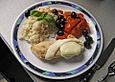 H&auml;hnchenschnitzel auf Tomatengem&uuml;se