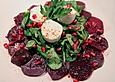 Lauwarmes Rote Bete - Carpaccio mit Feldsalat und Ziegenfrischk&auml;se