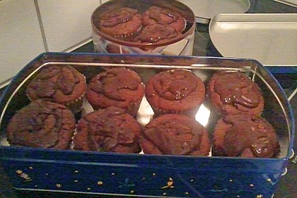 Schokoladen - Muffins mit Erdnussbutterkern 9