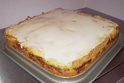 Gedeckter Apfelmuskuchen 7