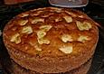 Apfelkuchen mit Mandeln und Rosinen