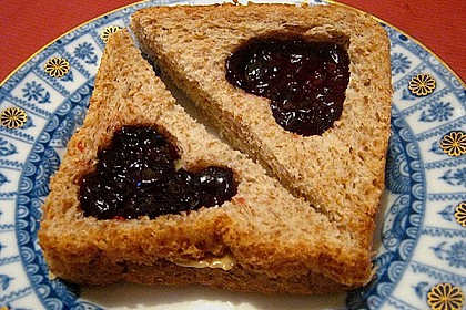 Herzige Erdnussbutter - Sandwiches 5
