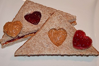 Herzige Erdnussbutter - Sandwiches 2