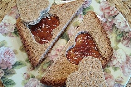 Herzige Erdnussbutter - Sandwiches