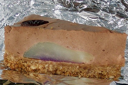 Winterliche  Schokoladen - Frischk&auml;setorte mit Birnen 1