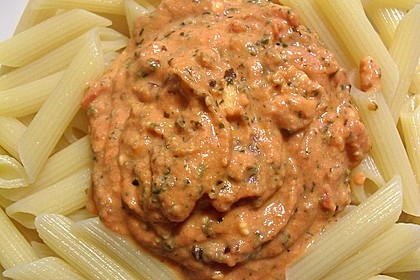 Penne mit  Feta - Tomaten - Sauce 2
