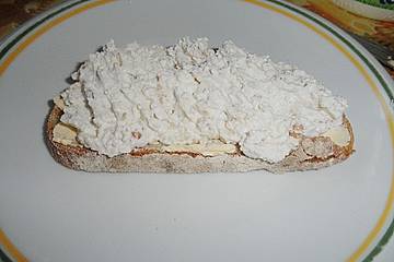 Walnuss - Knoblauch Aufstrich