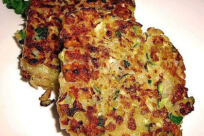 Feine Zucchini - Kartoffelpuffer mit Nüssen und Senf - Dip 7