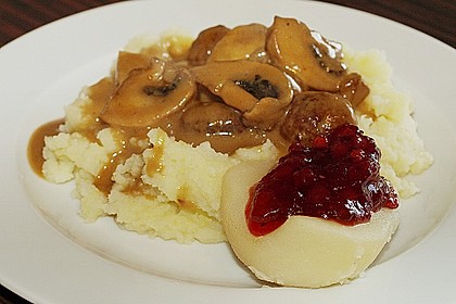 K&ouml;ttbullar 2