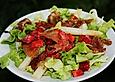 Salat mit Spargel und Erdbeeren