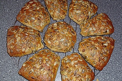 "Halbkorn" - Br&ouml;tchen von gugel 1