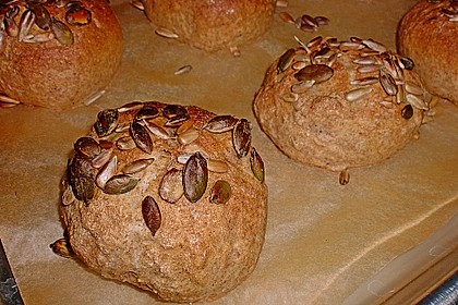 "Halbkorn" - Br&ouml;tchen von gugel 11