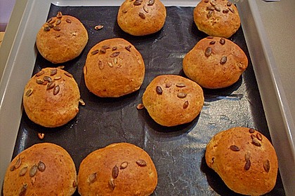 "Halbkorn" - Br&ouml;tchen von gugel 12
