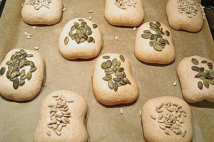 "Halbkorn" - Br&ouml;tchen von gugel 14