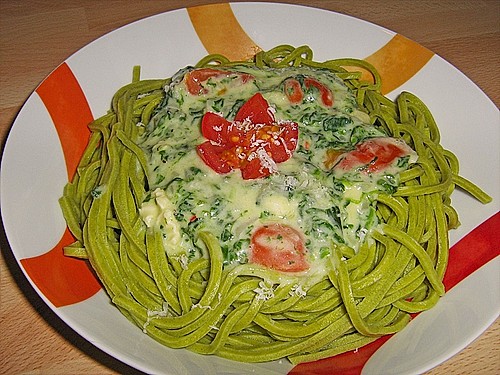 Gorgonzola Spinat Sauce Zu Pasta Oder Gnocchi — Rezepte Suchen
