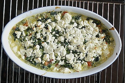 Lachsfilet in Spinatsauce mit Feta 1